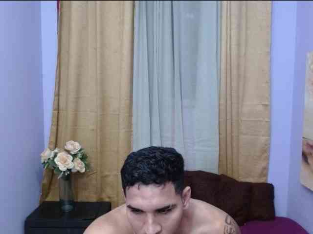 bitchdestroy webcam
