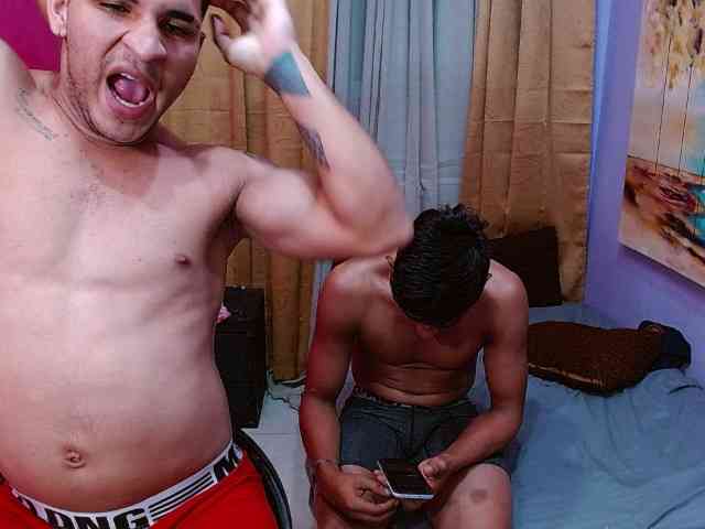 bitchdestroy webcam