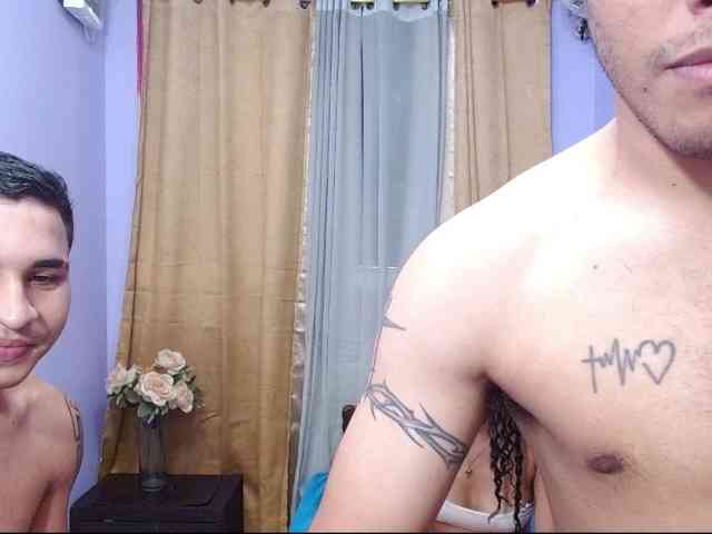 bitchdestroy webcam