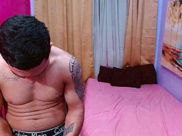 bitchdestroy webcam