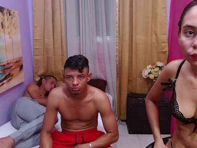 bitchdestroy webcam