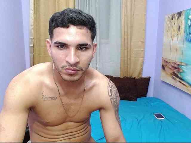 bitchdestroy webcam