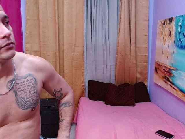 bitchdestroy webcam