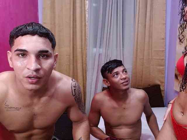 bitchdestroy webcam