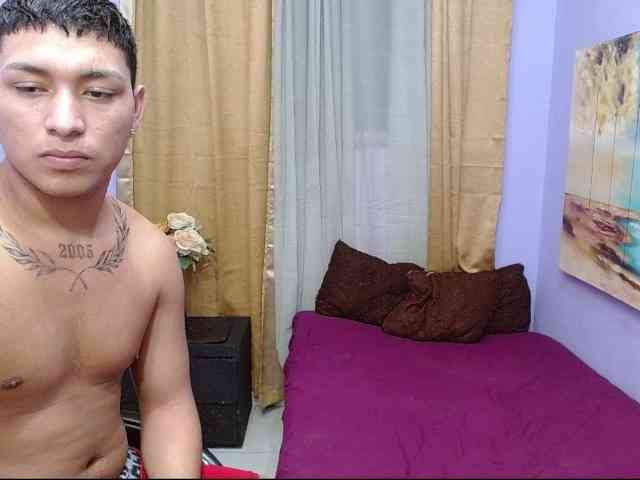 bitchdestroy webcam