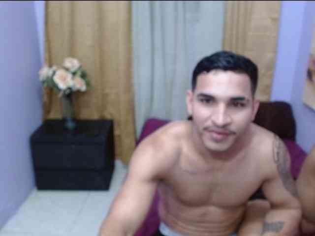 bitchdestroy webcam