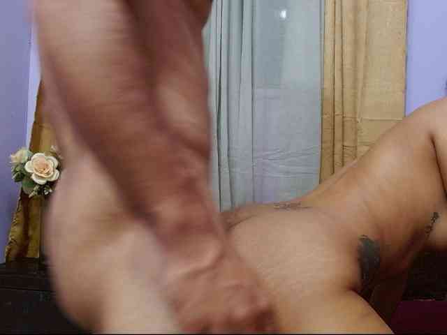 Modelo: bitchdestroy
