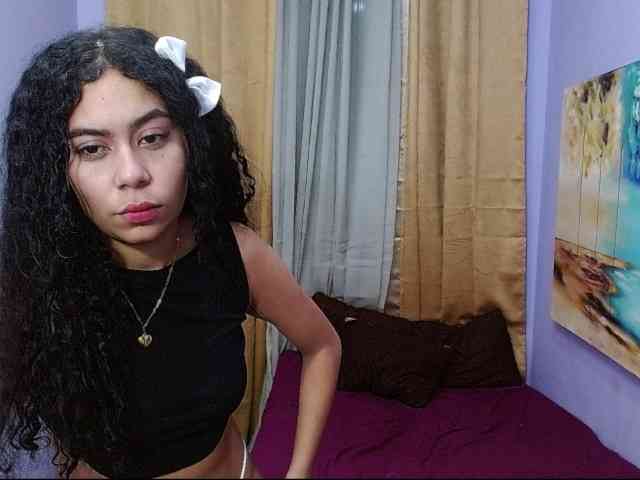 bitchdestroy webcam