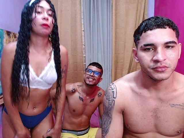 Modelo: bitchdestroy