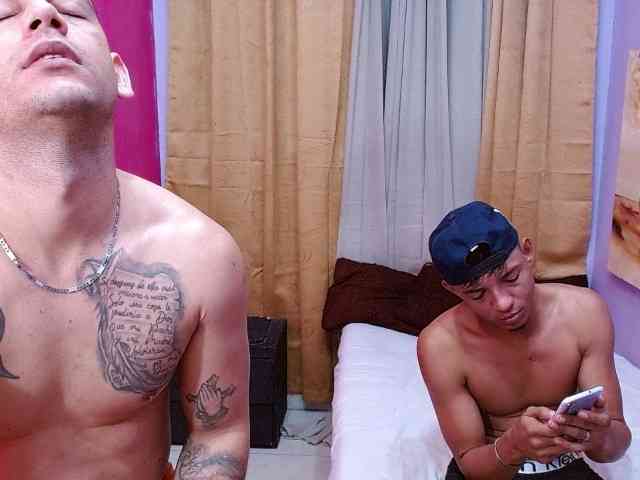 bitchdestroy webcam