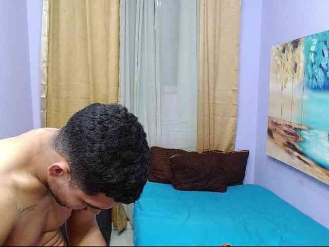 bitchdestroy webcam