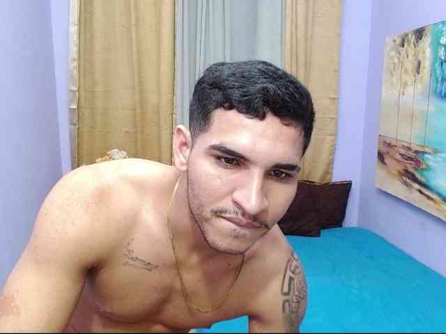 bitchdestroy webcam