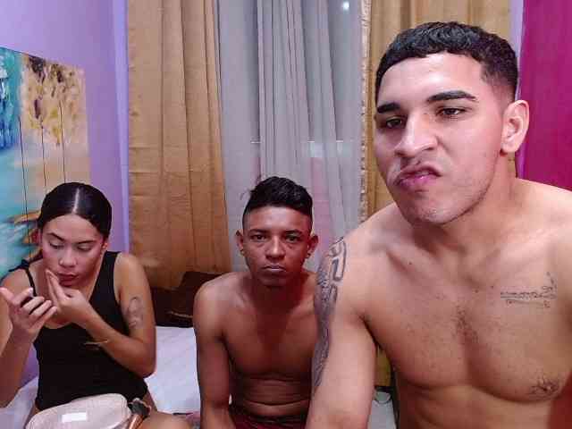 bitchdestroy webcam