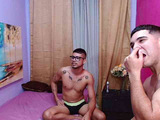 bitchdestroy webcam