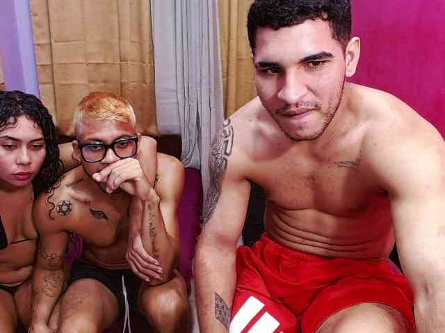 bitchdestroy webcam