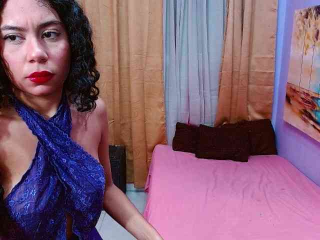bitchdestroy webcam