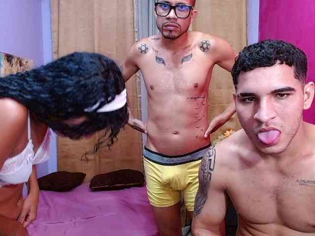bitchdestroy webcam