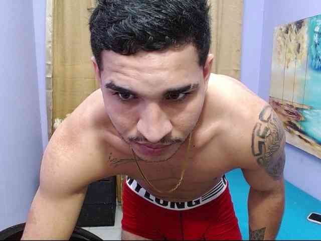 bitchdestroy webcam