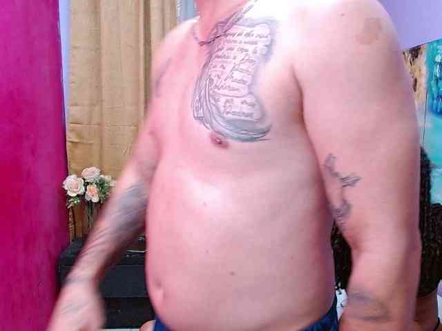 bitchdestroy webcam