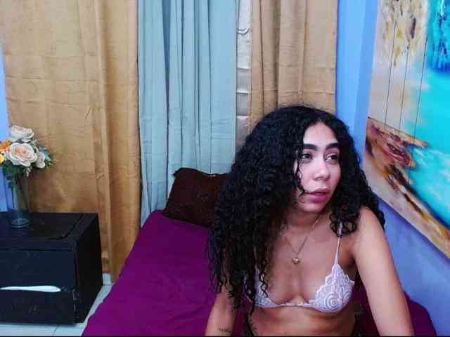 bitchdestroy webcam