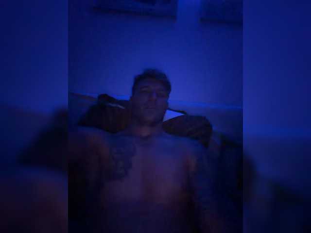 YogaWow live cam on BongaCams