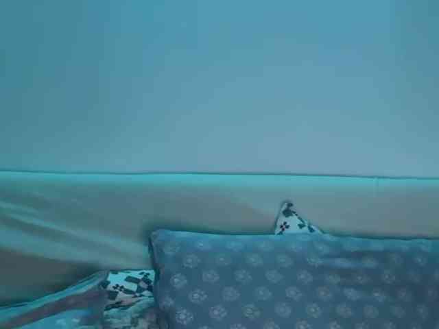 YogaWow webcam