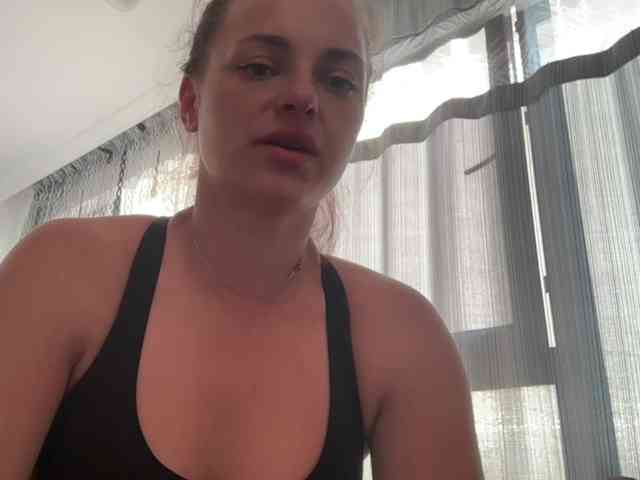 YogaWow webcam