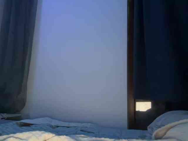 YogaWow webcam