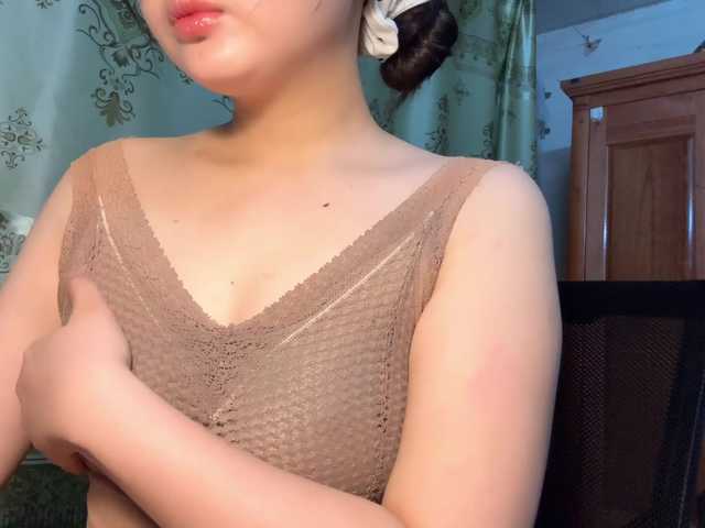 Ling-Jii live cam on BongaCams