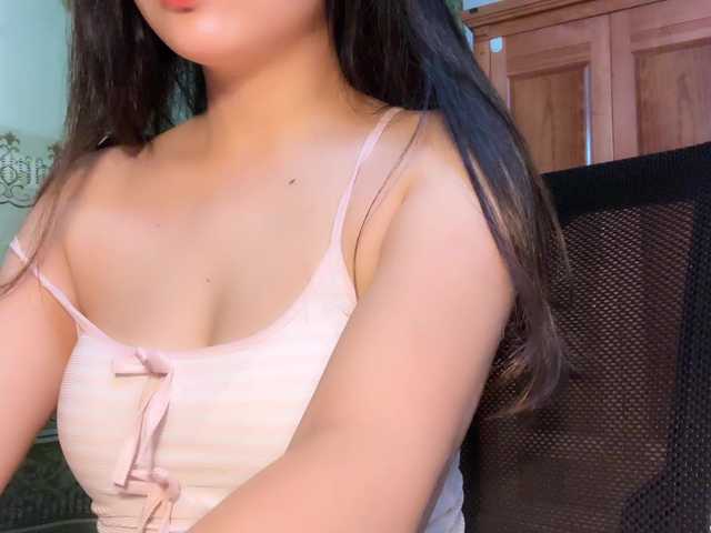 Ling-Jii live cam on BongaCams