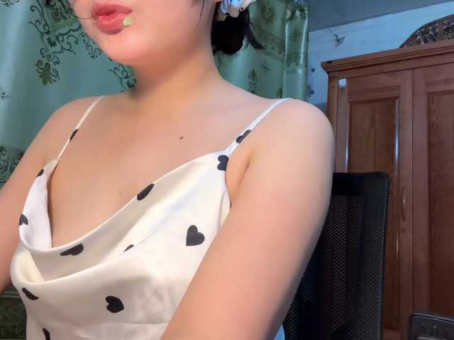 Ling-Jii live cam on BongaCams