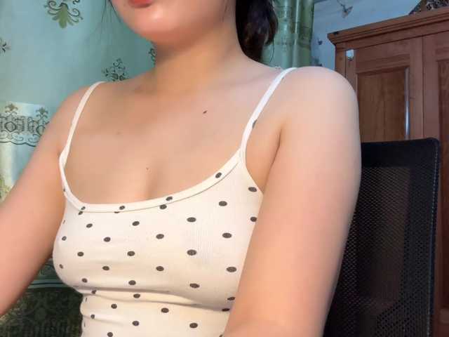 Ling-Jii live cam on BongaCams