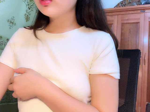 Ling-Jii live cam on BongaCams