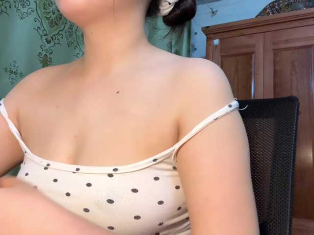Ling-Jii live cam on BongaCams
