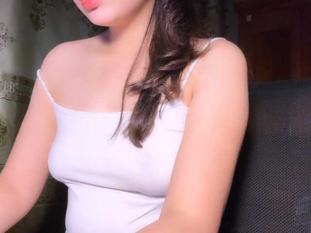 Ling-Jii live cam on BongaCams