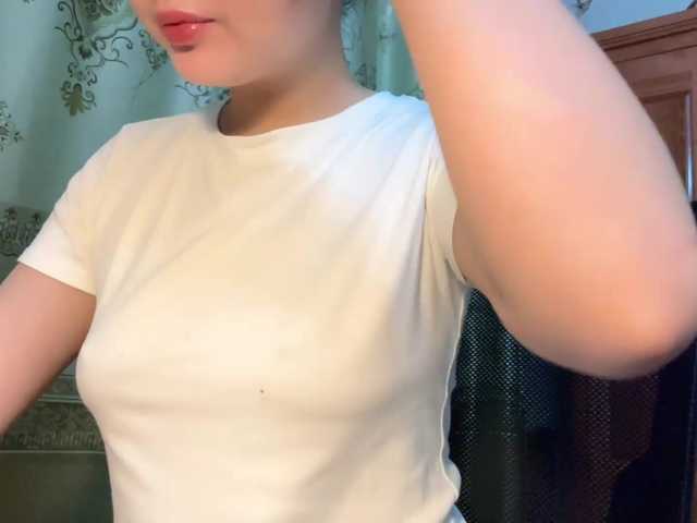 Ling-Jii live cam on BongaCams