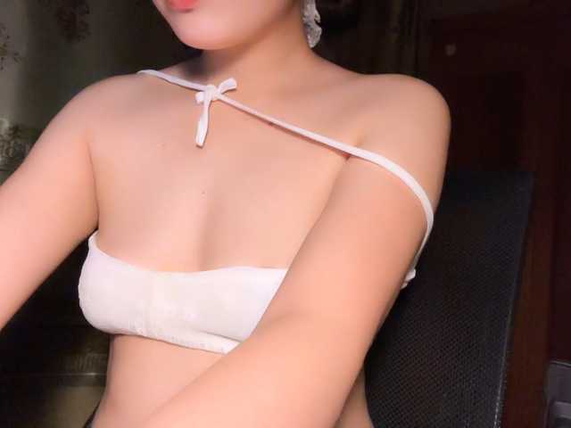 Ling-Jii live cam on BongaCams