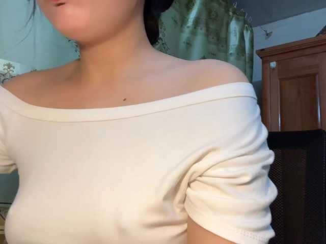 Ling-Jii live cam on BongaCams