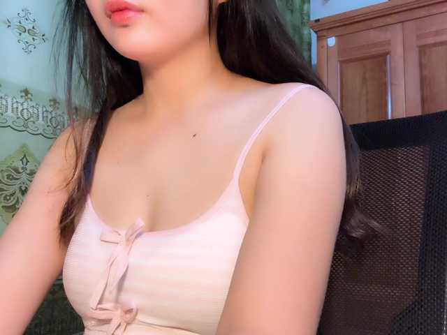 Ling-Jii live cam on BongaCams