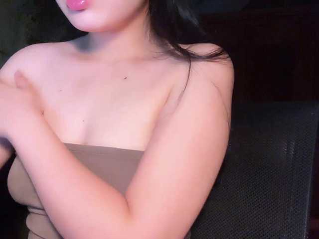 Ling-Jii live cam on BongaCams
