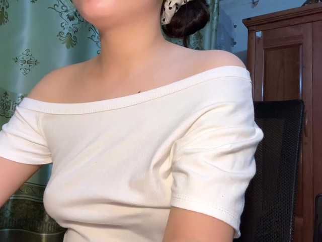 Ling-Jii live cam on BongaCams