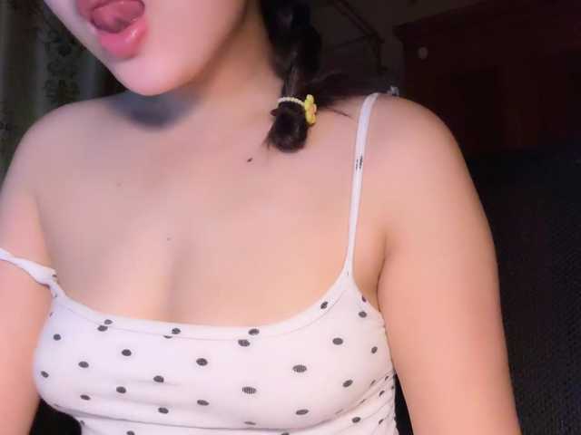 Ling-Jii live cam on BongaCams