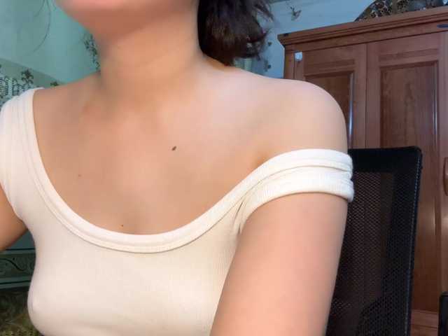 Ling-Jii live cam on BongaCams