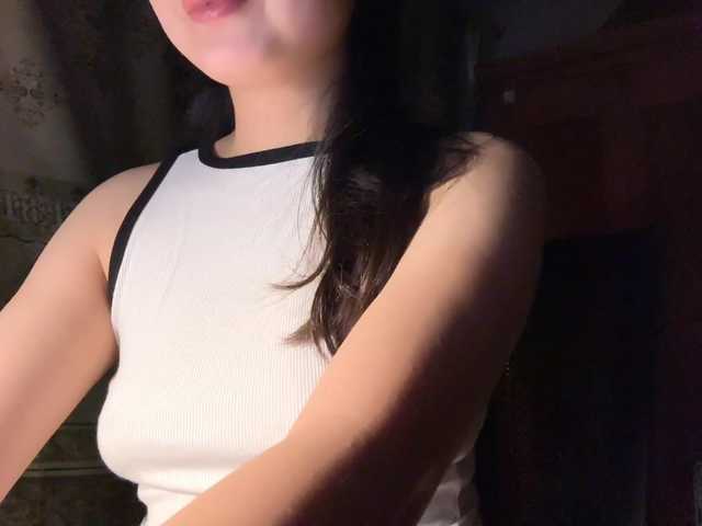 Ling-Jii live cam on BongaCams