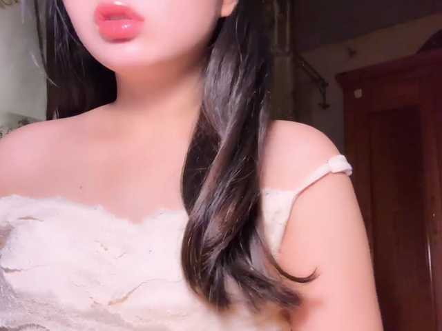 Ling-Jii live cam on BongaCams