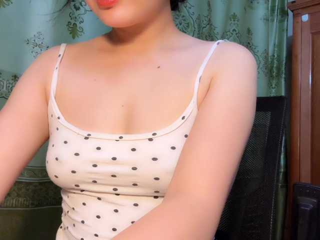 Ling-Jii live cam on BongaCams
