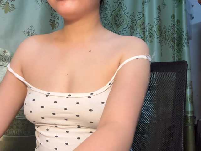 Ling-Jii live cam on BongaCams