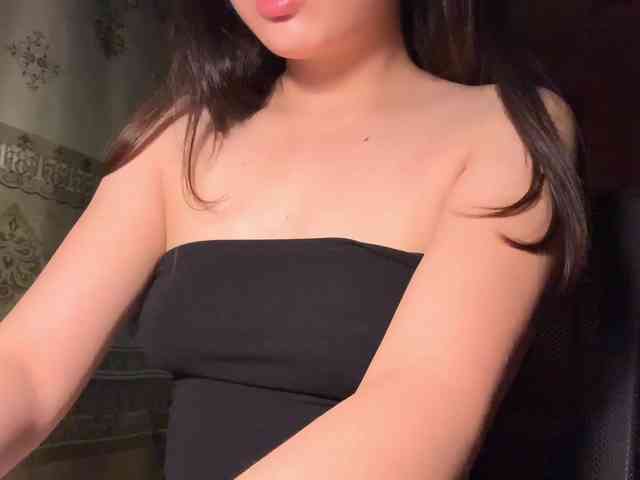 Ling-Jii Live Webcam on BongaCams
