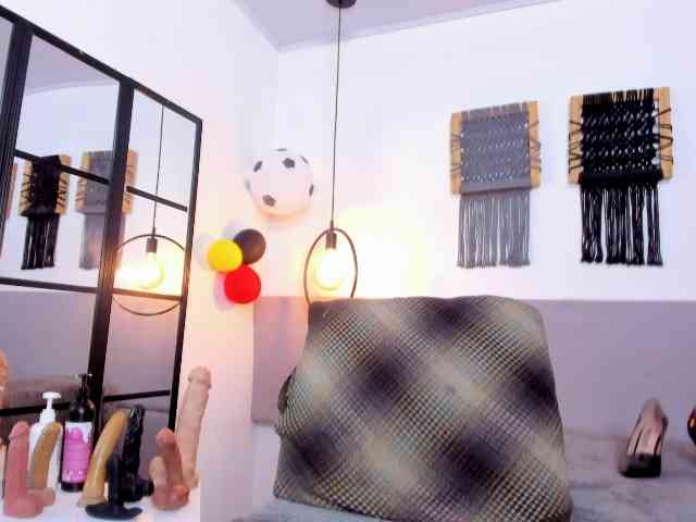 MissCristina Sex Cam Show