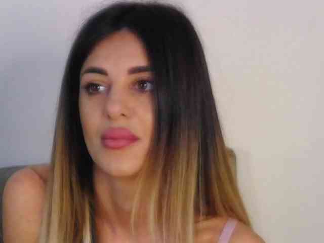 IvyLustt webcam